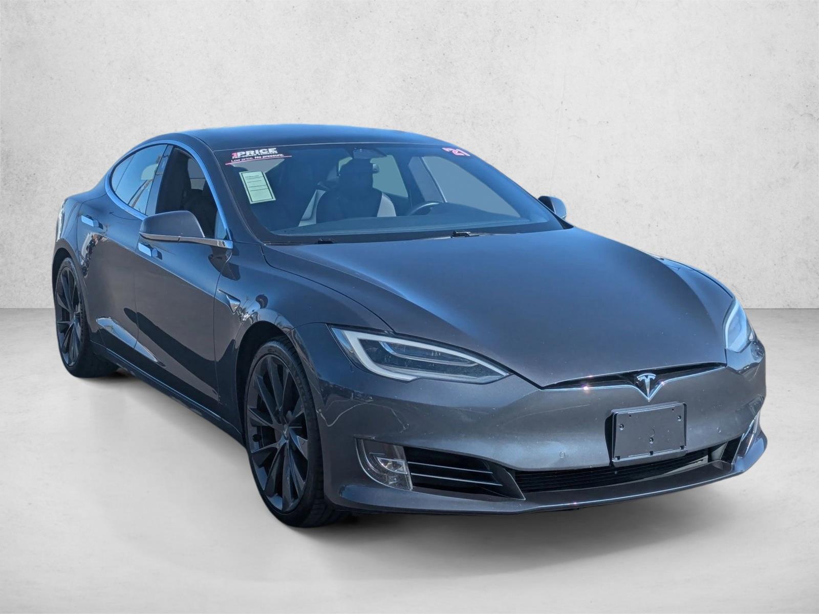 2021 Tesla Model S Long Range Plus photo 3