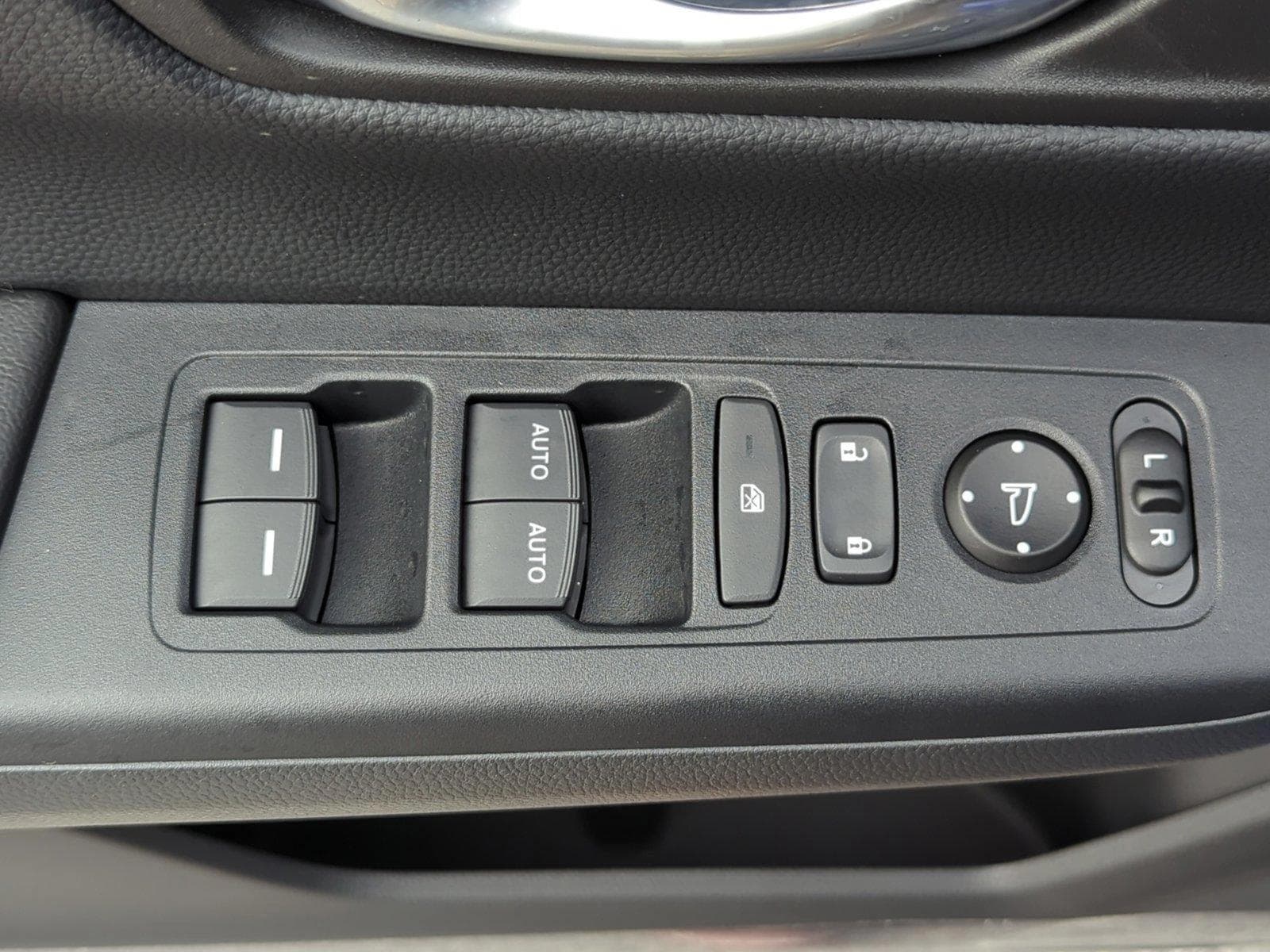 2025 Honda CR-V Sport - Photo 10