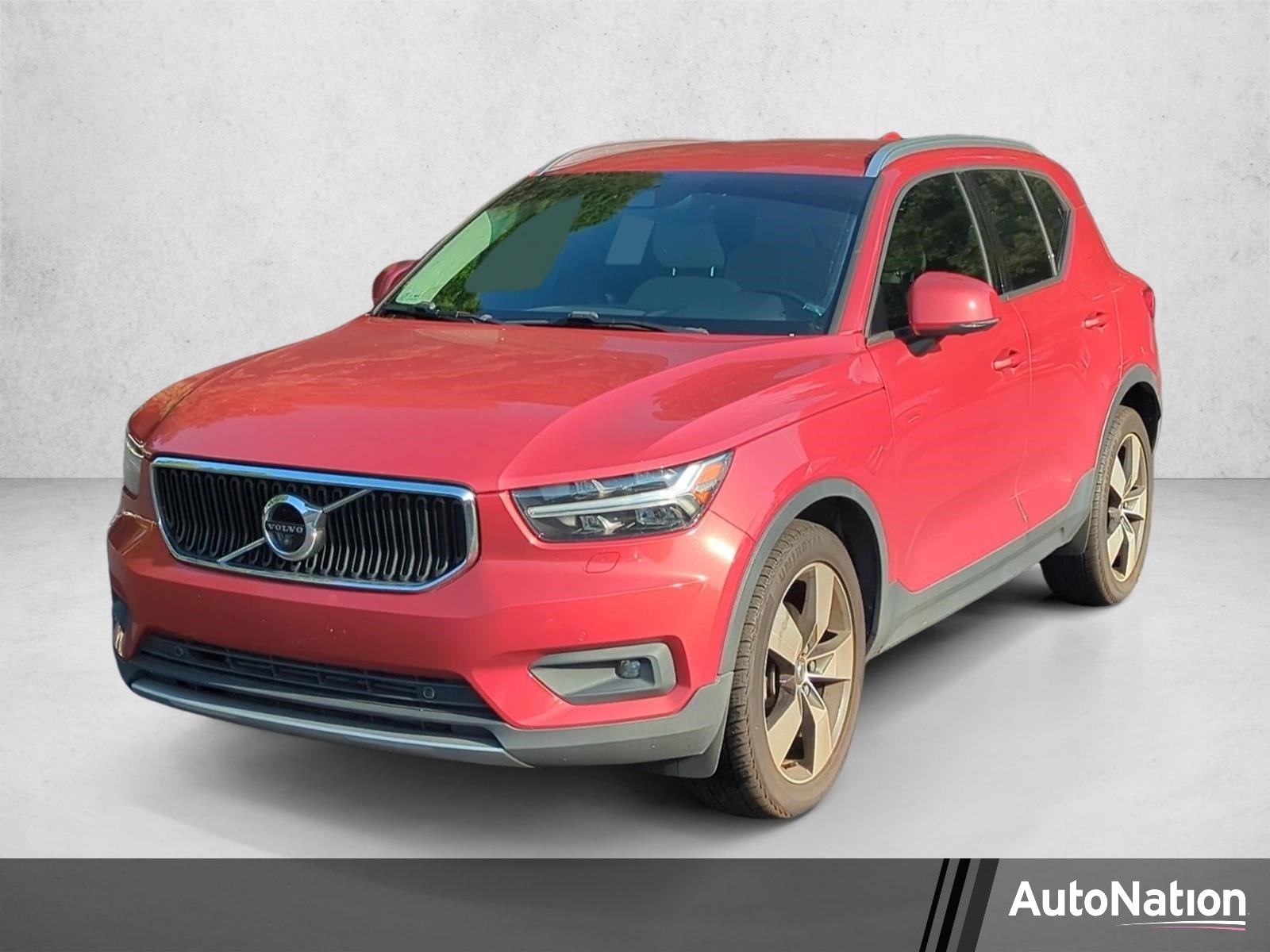 2020 Volvo XC40 Momentum