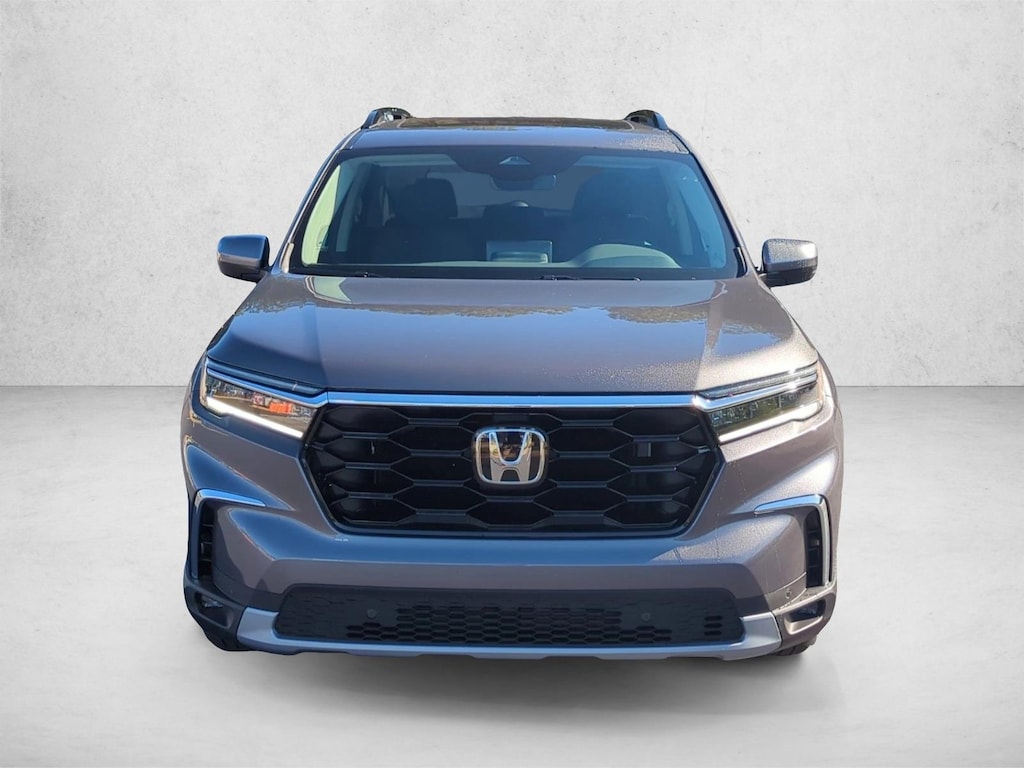New 2025 Honda Pilot Touring SUV