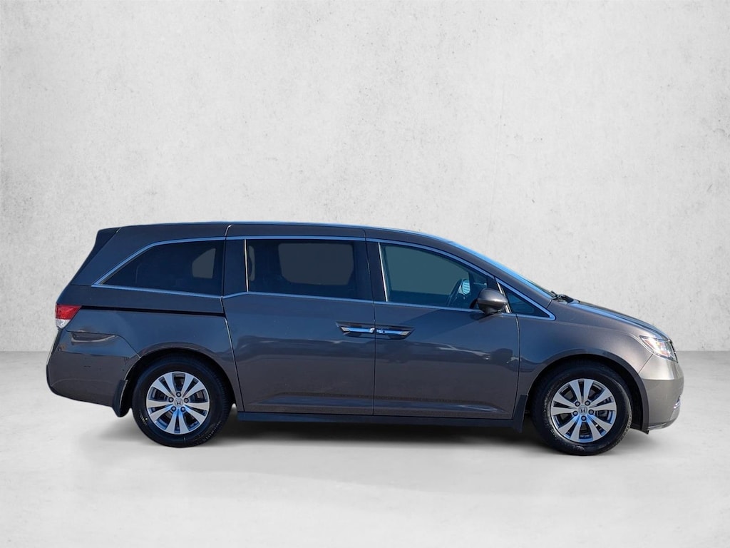 Used 2016 Honda Odyssey EX-L w/Navigation Van Passenger Van