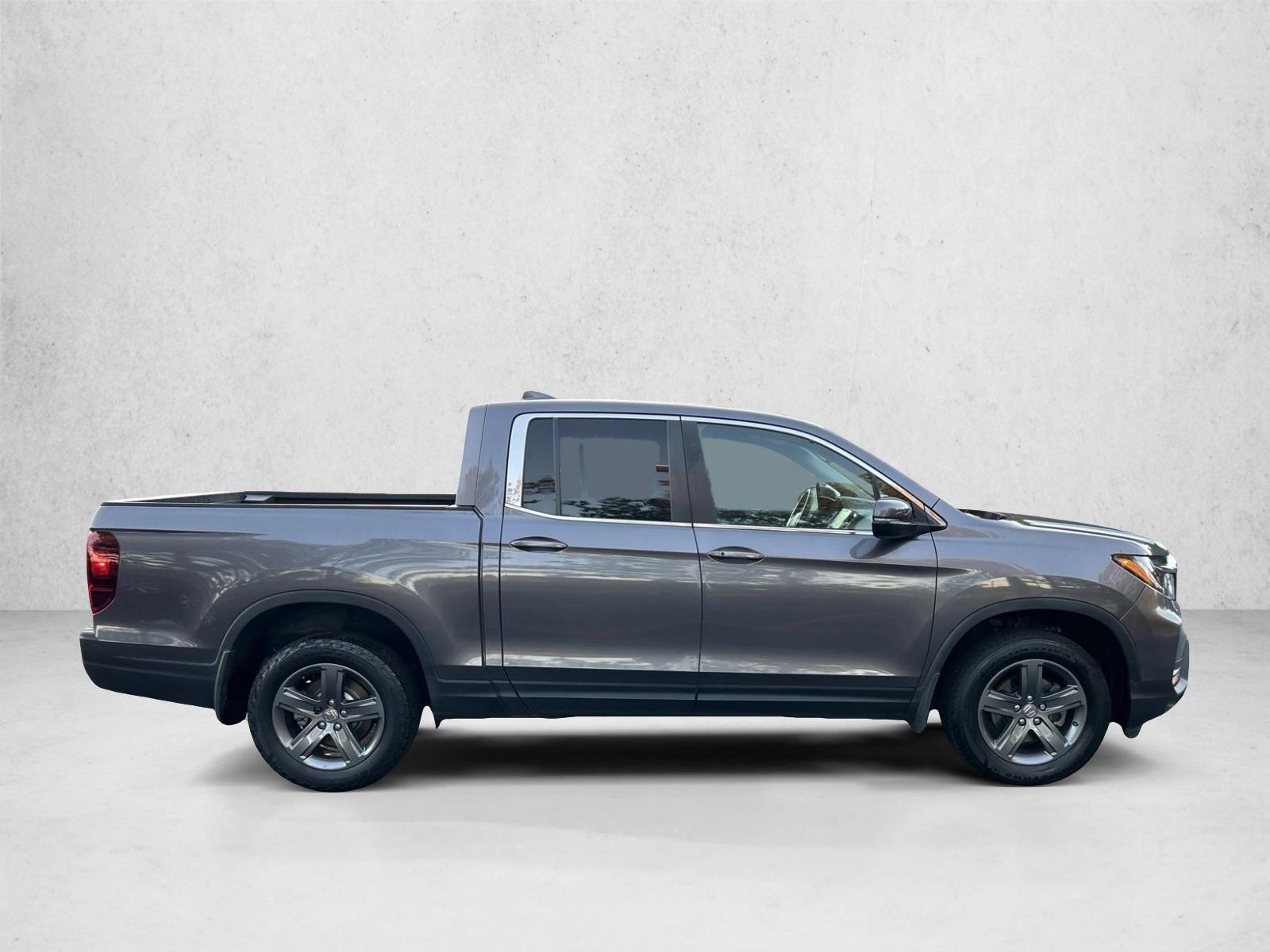 2022 Honda Ridgeline RTL photo 4