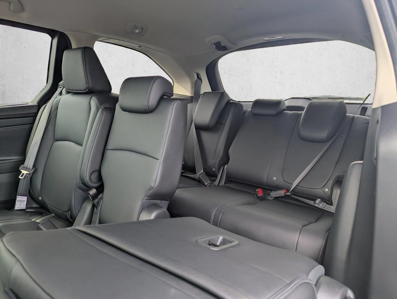 2026 Honda Odyssey EX-L - Photo 18