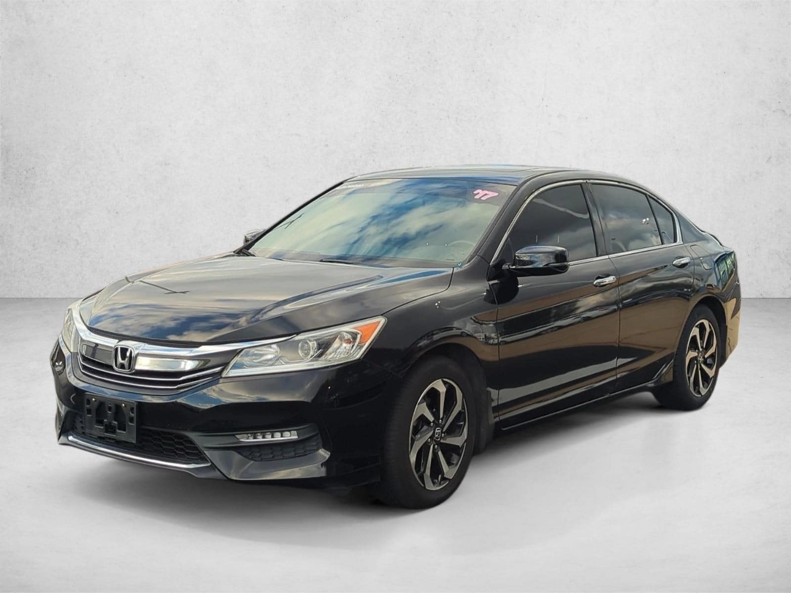 2017 Honda Accord EX's photo