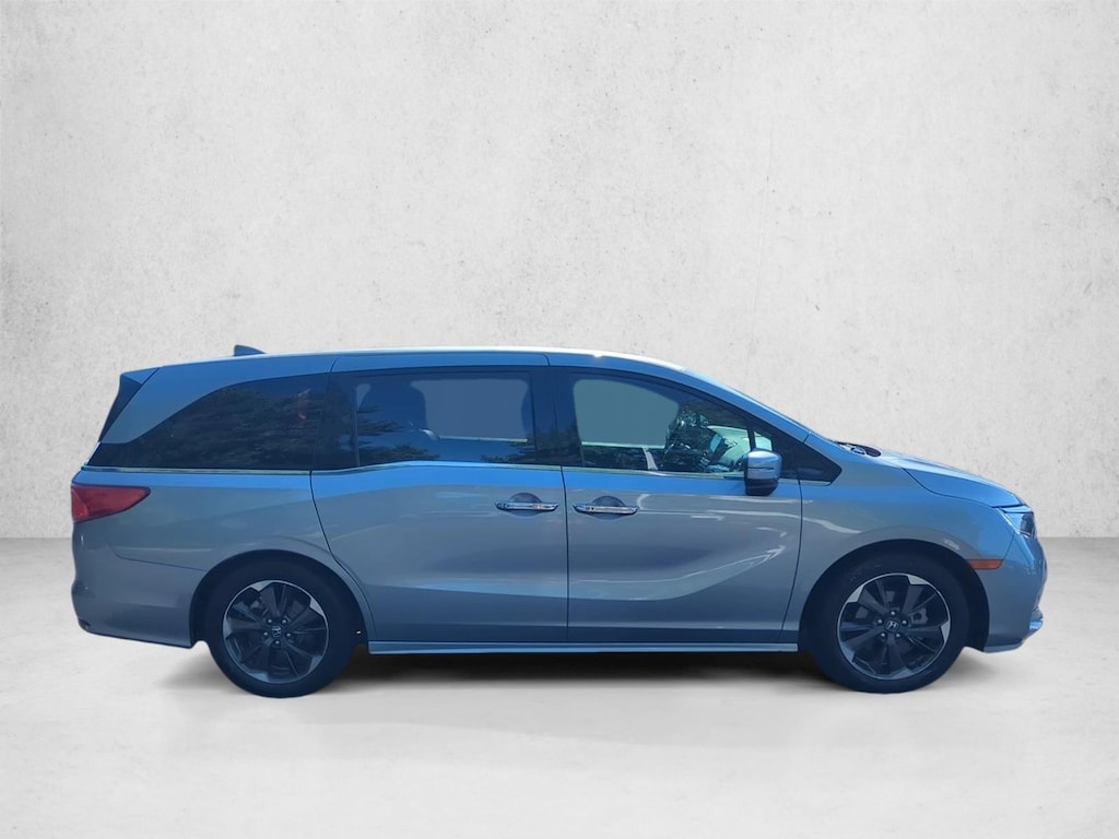 Used 2023 Honda Odyssey Elite Van