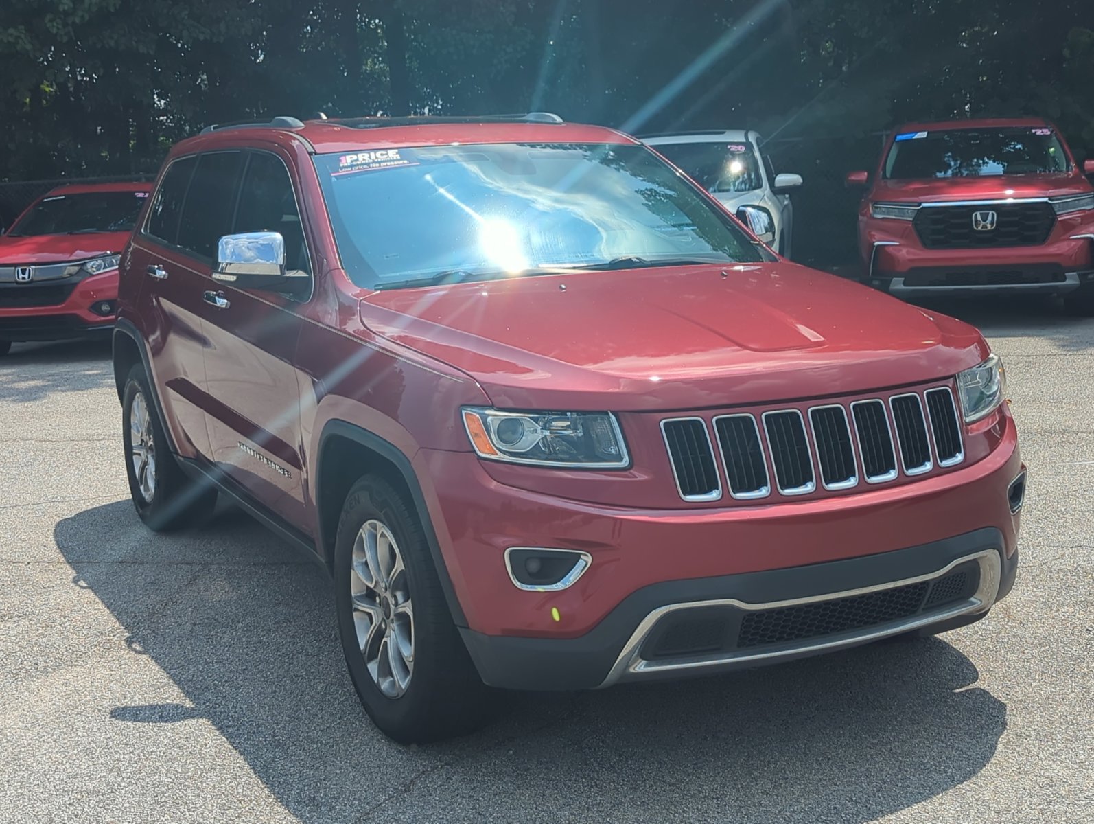 2014 Jeep Grand Cherokee Limited photo 2