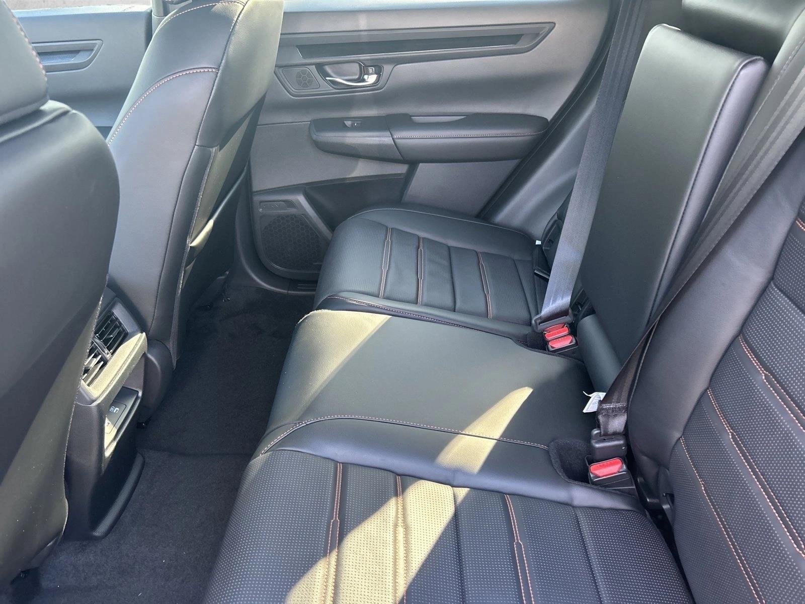 2025 Honda CR-V Sport-L - Photo 18