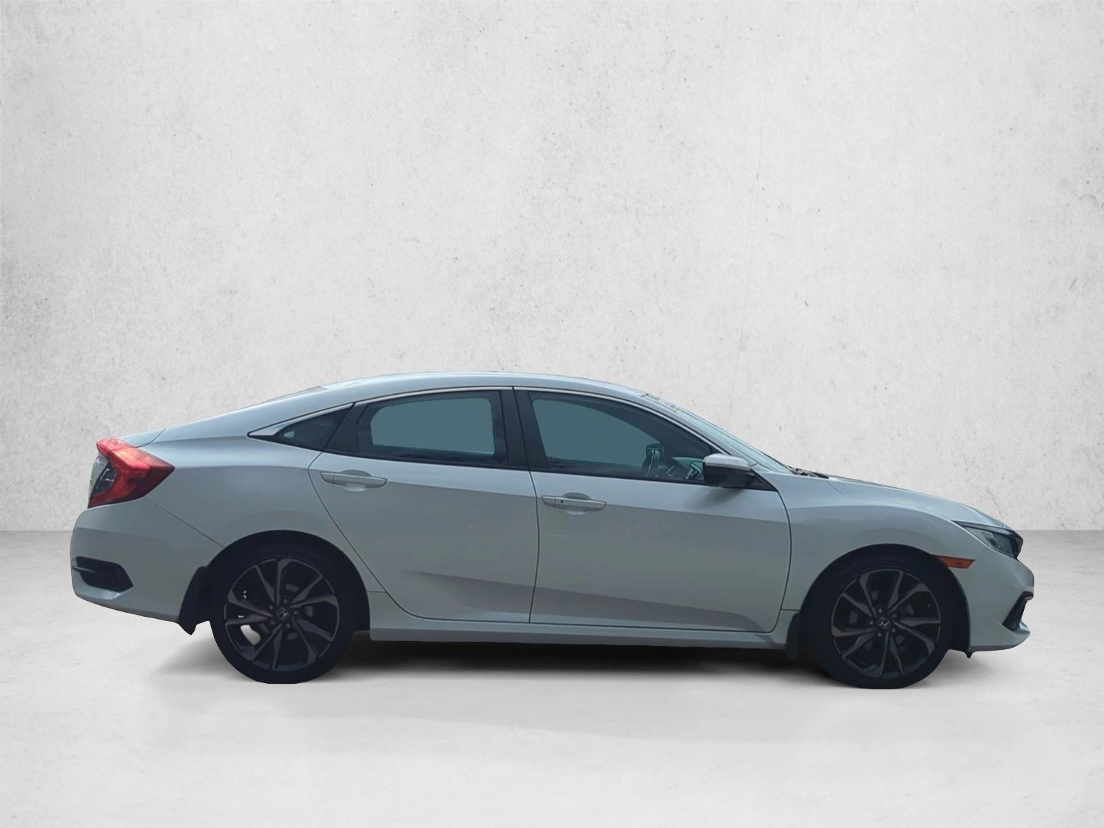 2020 Honda Civic Sport photo 4