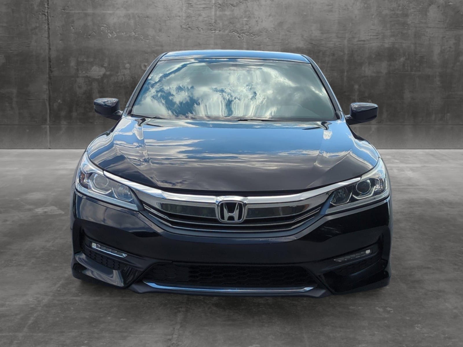 Used 2017 Honda Accord Sport with VIN 1HGCR2F56HA243059 for sale in Lithia Springs, GA