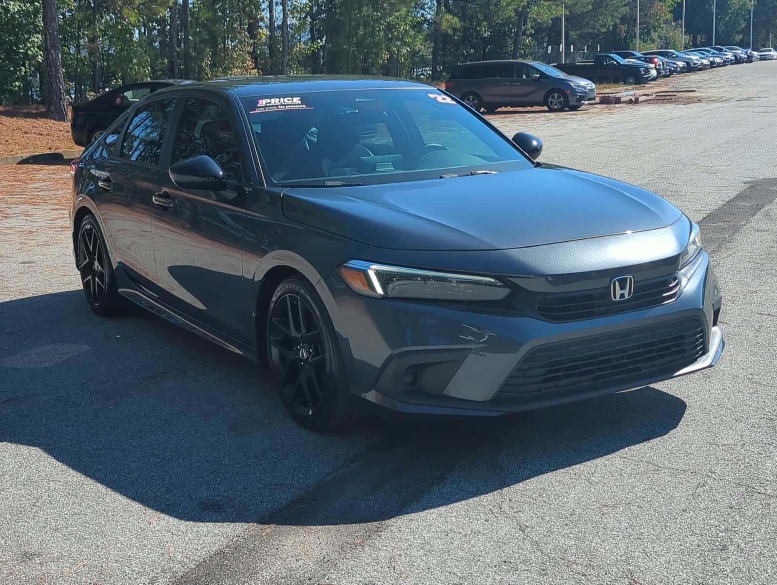 2022 Honda Civic Sport photo 3