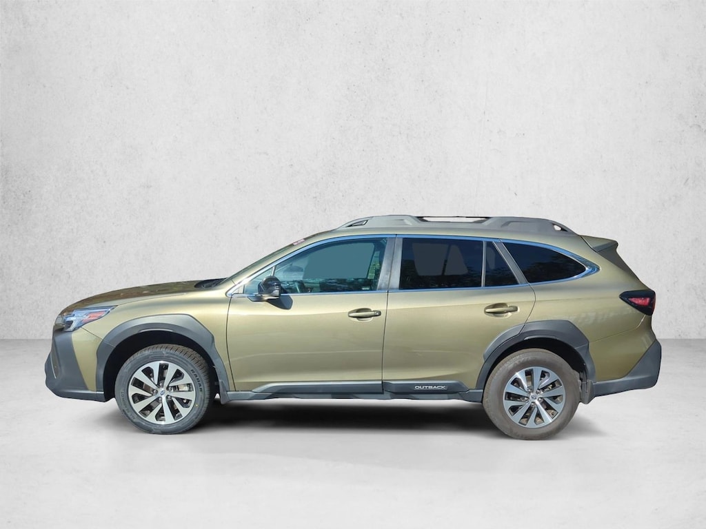 Used 2023 Subaru Outback Premium SUV