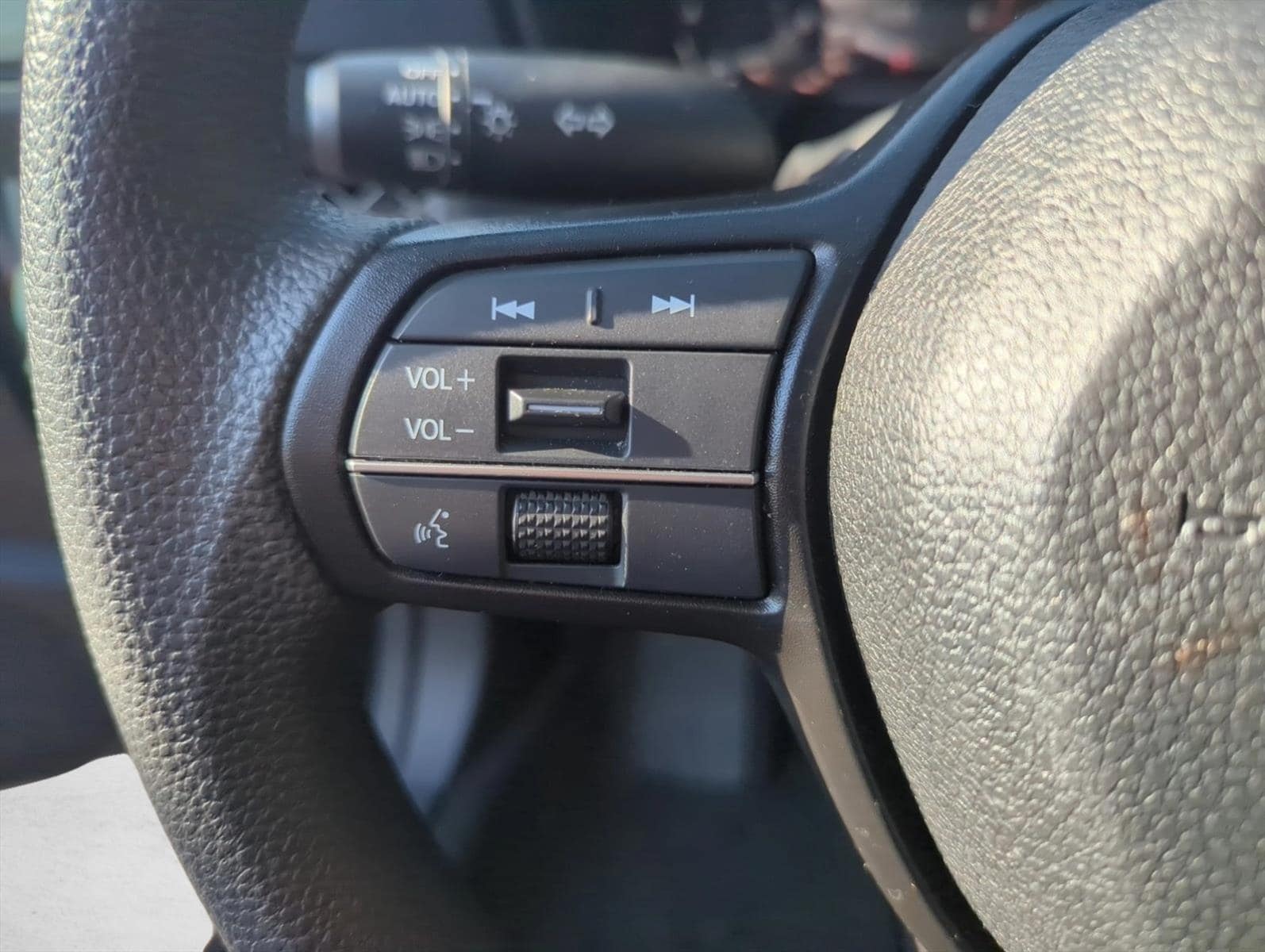2023 Honda Accord EX - Photo 14