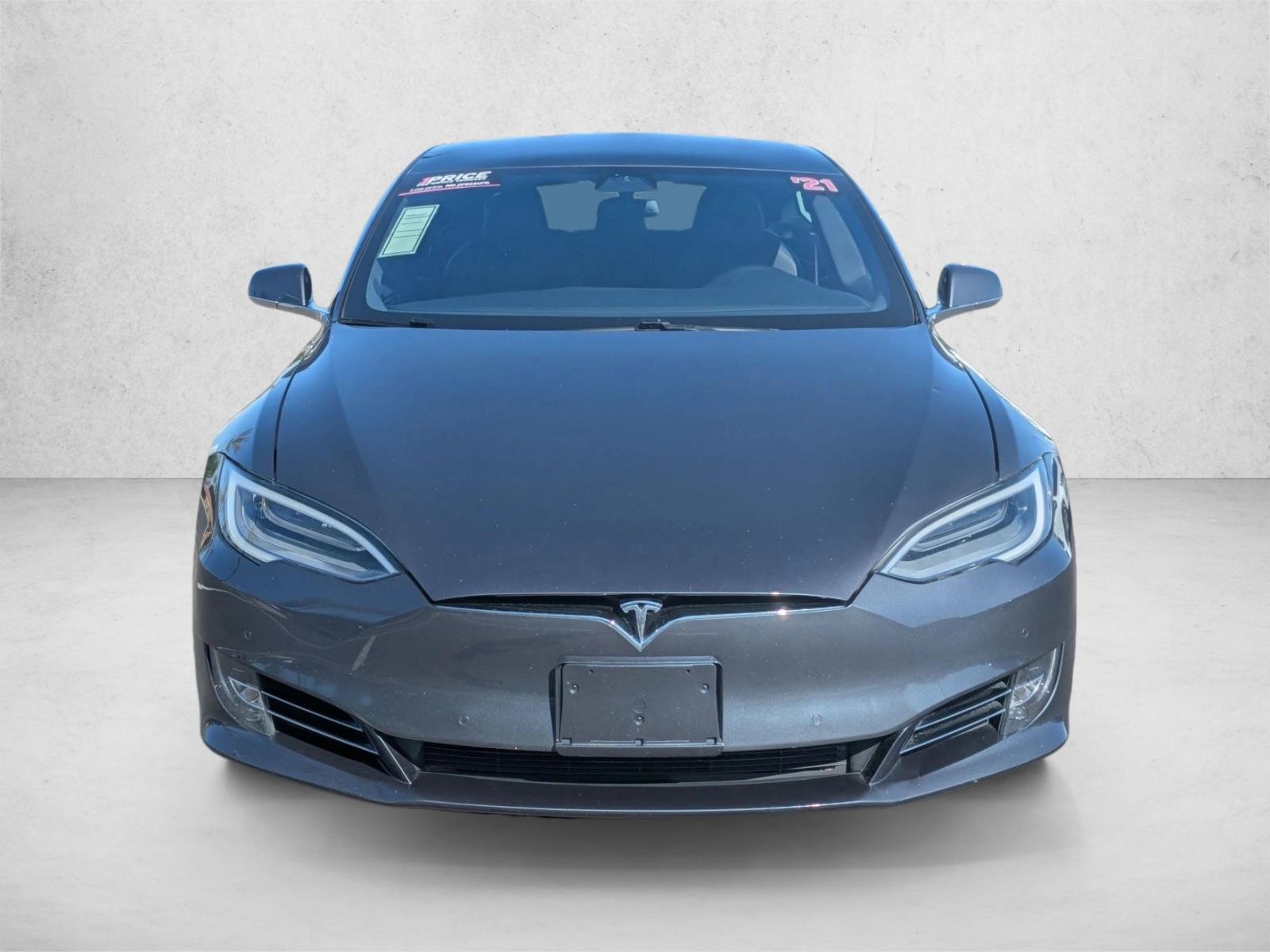 2021 Tesla Model S Long Range Plus photo 2