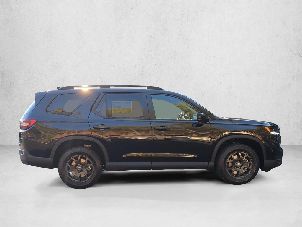 New 2025 Honda Pilot TrailSport SUV