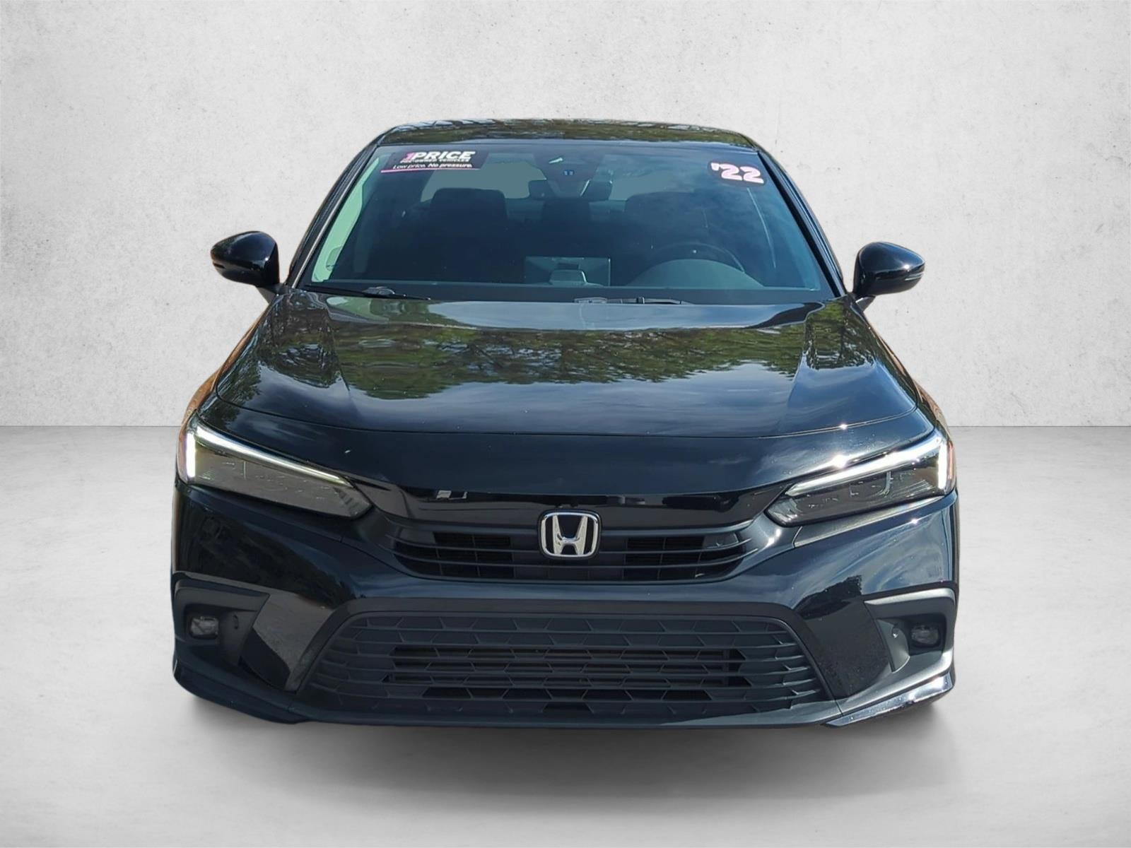 2022 Honda Civic Touring photo 2