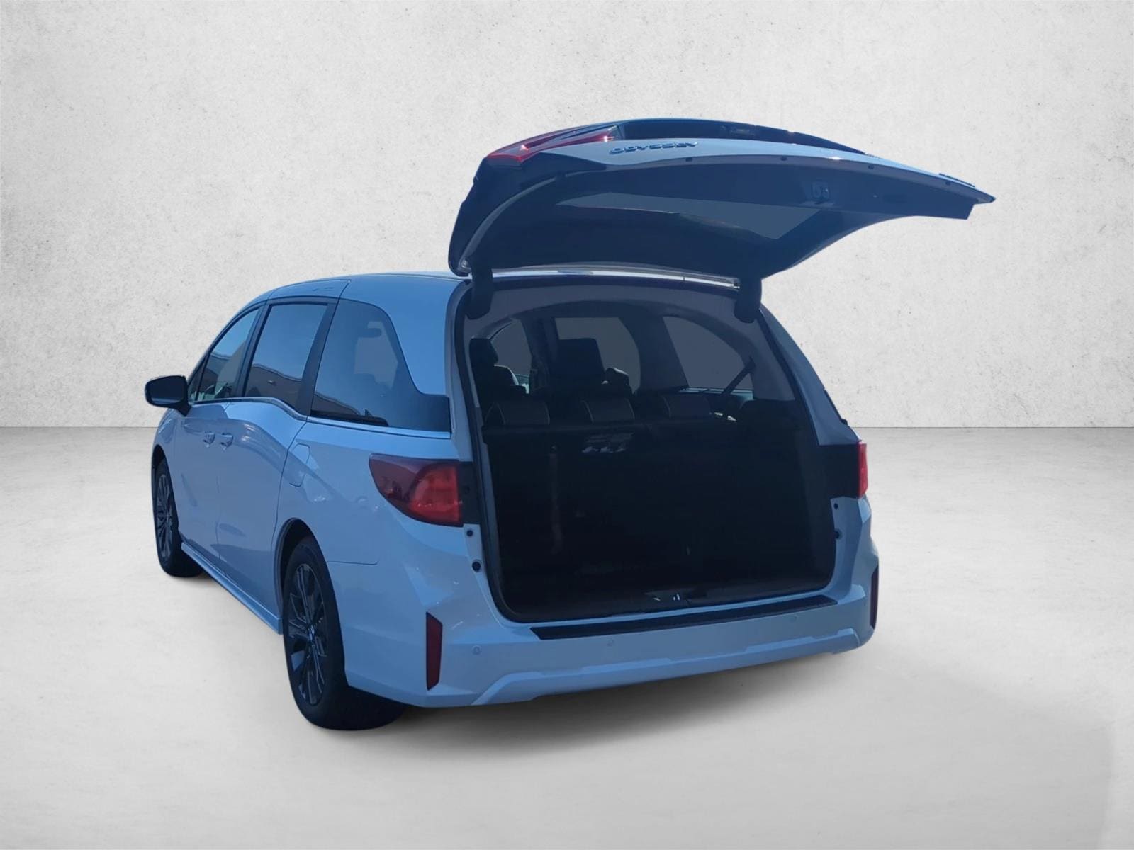 2026 Honda Odyssey Touring - Photo 9