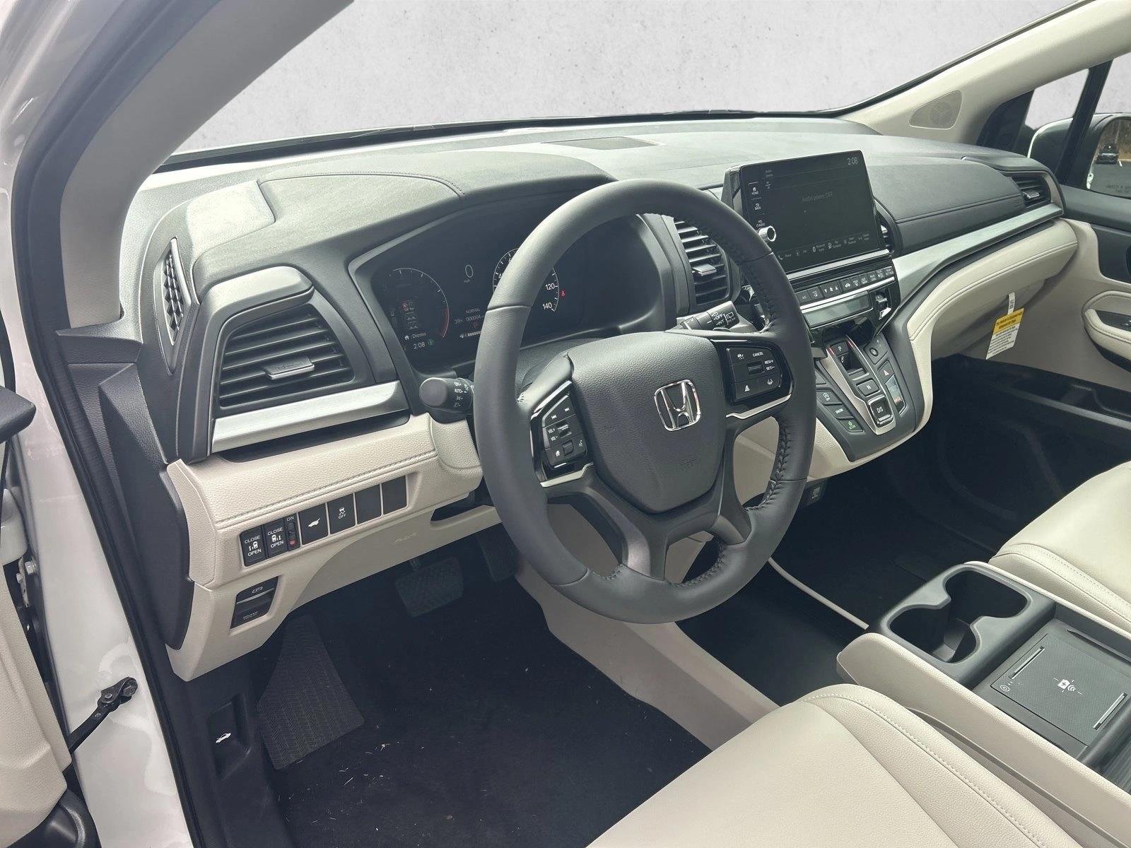 2026 Honda Odyssey EX-L photo 3