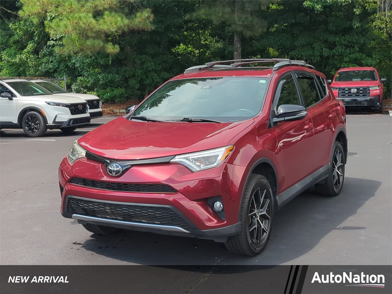 2018 Toyota RAV4 SE AWD photo