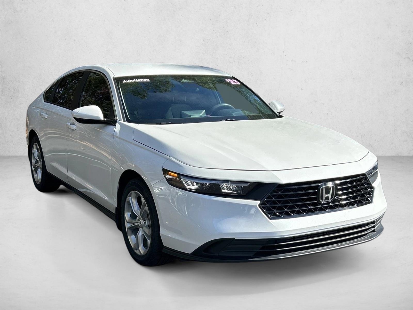 2023 Honda Accord LX photo 3