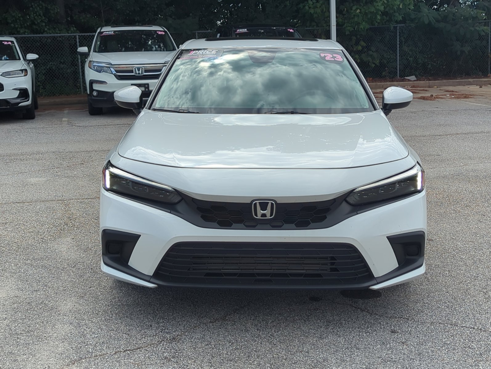 2024 Honda Civic EX-L Hatchback photo 2