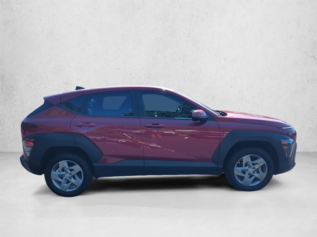 Used 2024 Hyundai Kona SE SUV