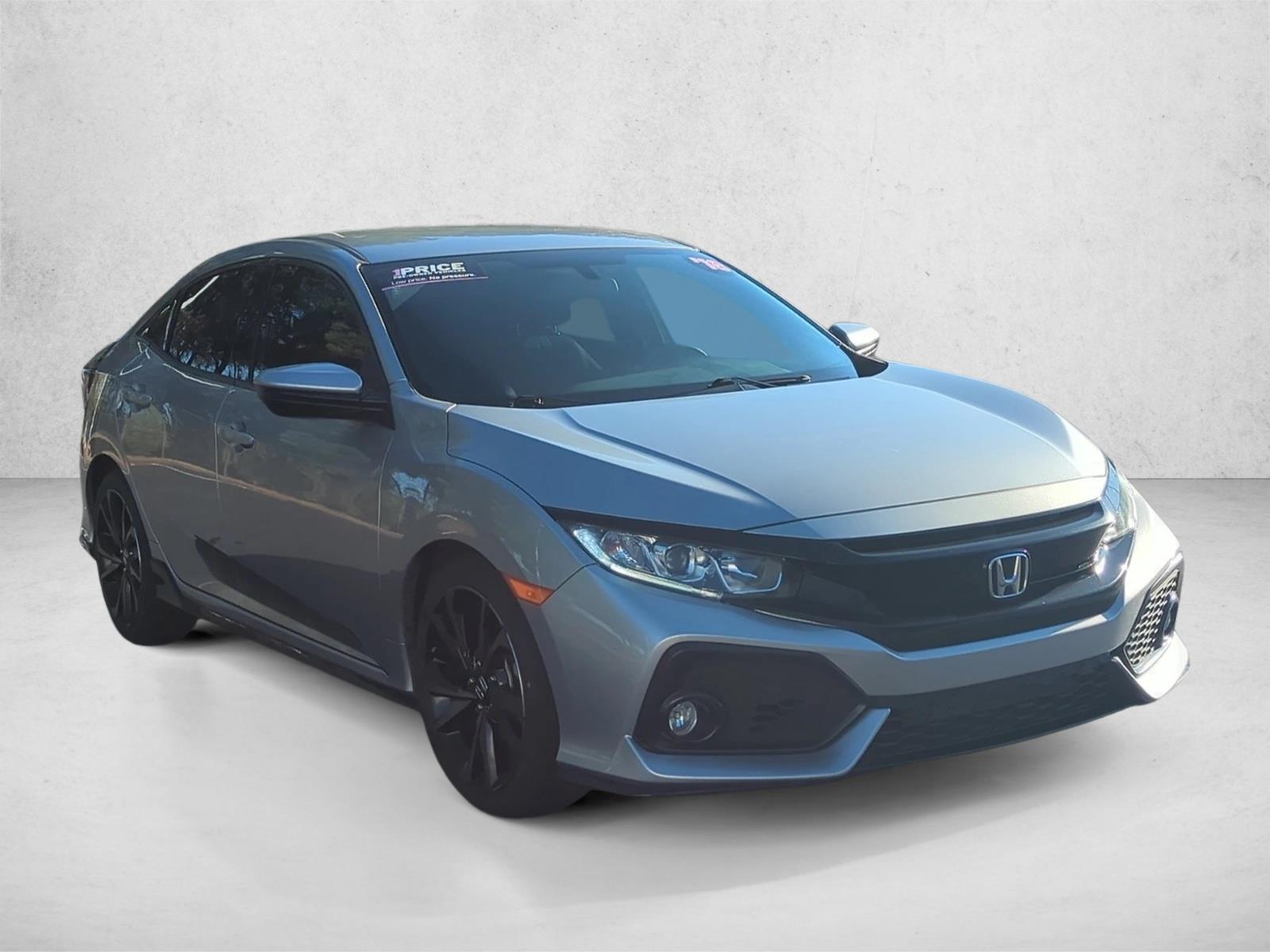 2018 Honda Civic Sport Hatchback photo 3