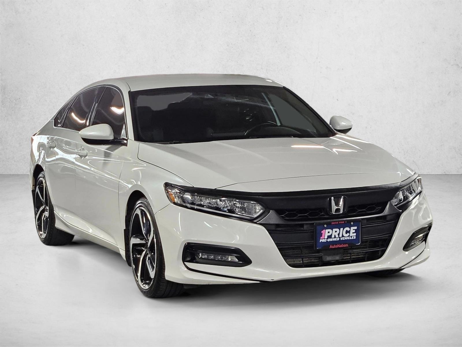 2019 Honda Accord Sport 1.5T photo 3