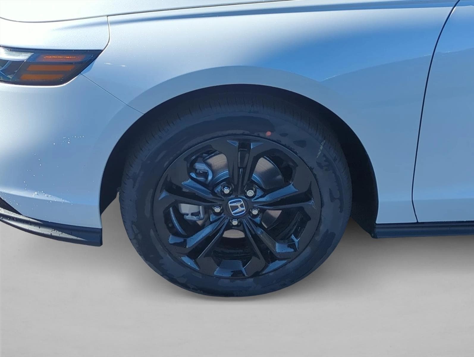 2025 Honda Accord SE - Photo 10