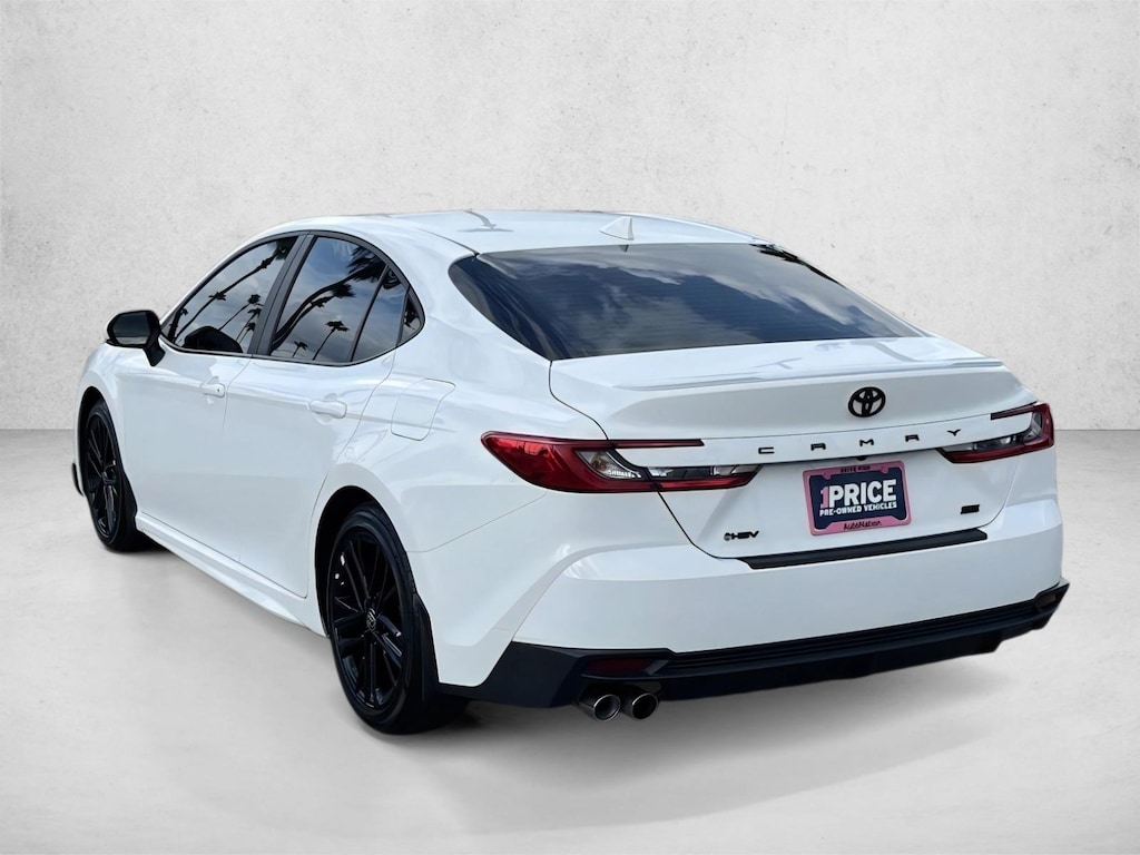 Used 2025 Toyota Camry SE Sedan