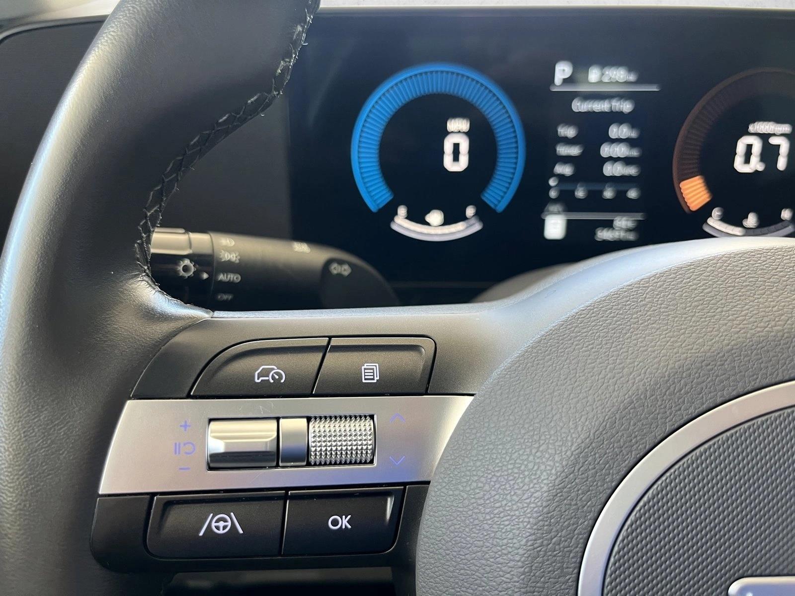 2025 Hyundai Kona SEL - Photo 19