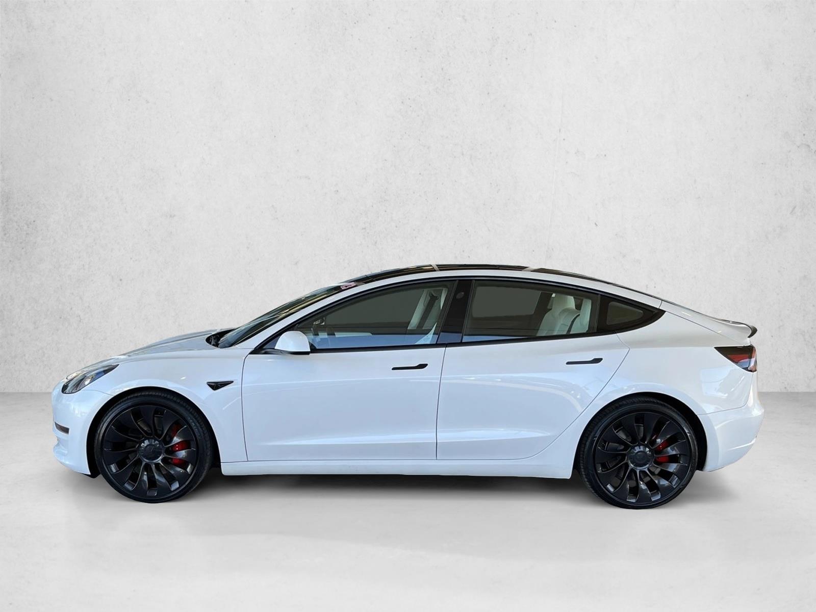 2023 Tesla Model 3 Performance photo 2