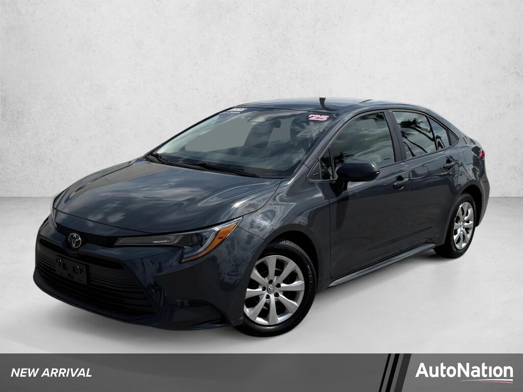 Used 2025 Toyota Corolla LE Sedan