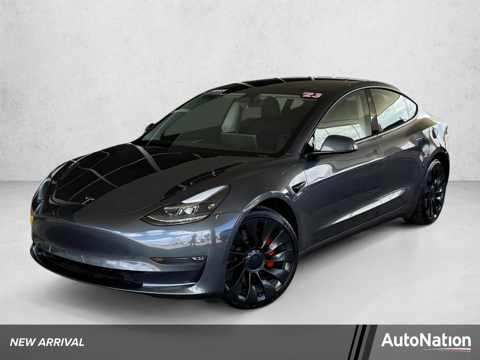 2023 Tesla Model 3 Performance's photo