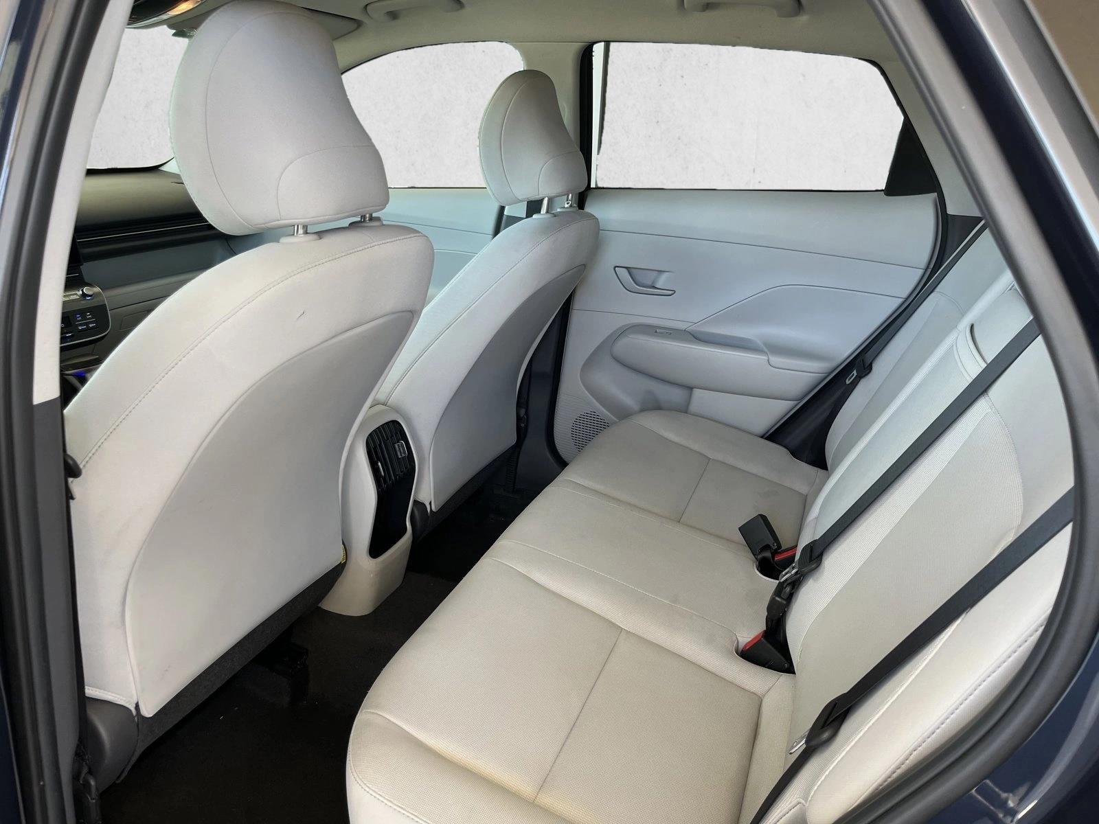2025 Hyundai Kona SEL - Photo 10