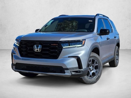 2025 Honda Pilot TrailSport SUV