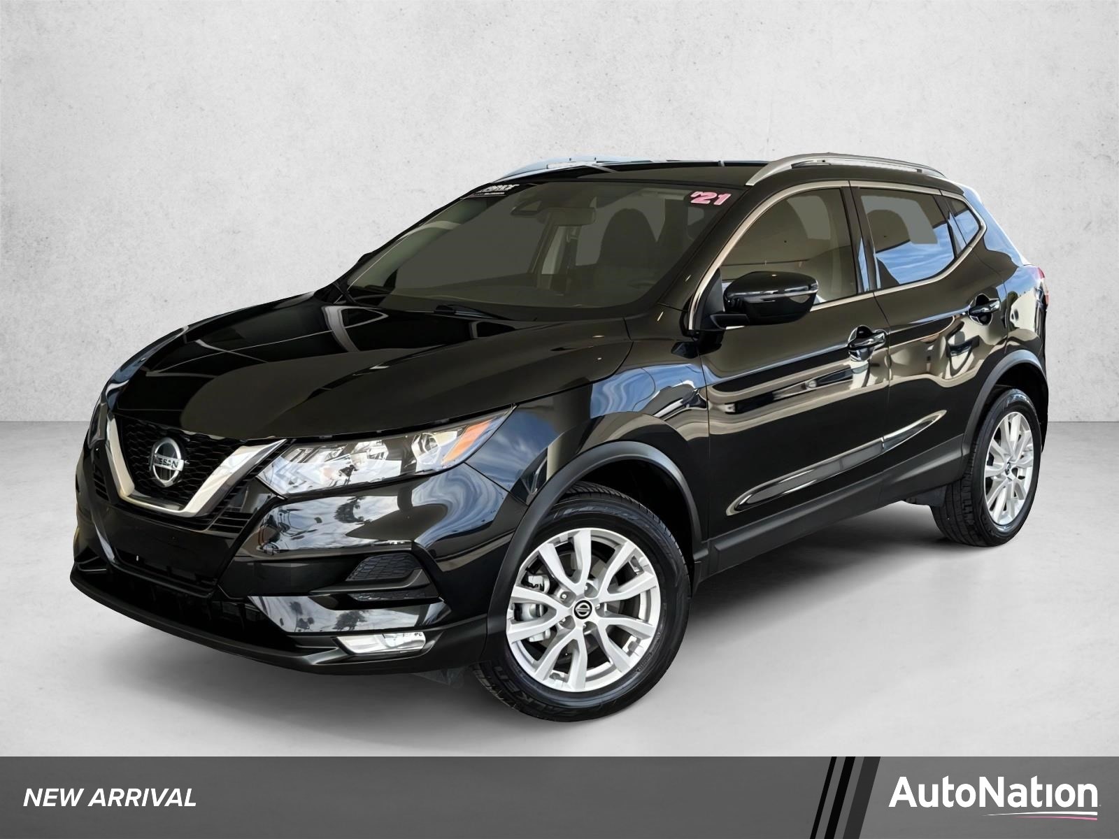 2021 Nissan Rogue Sport SV FWD's photo