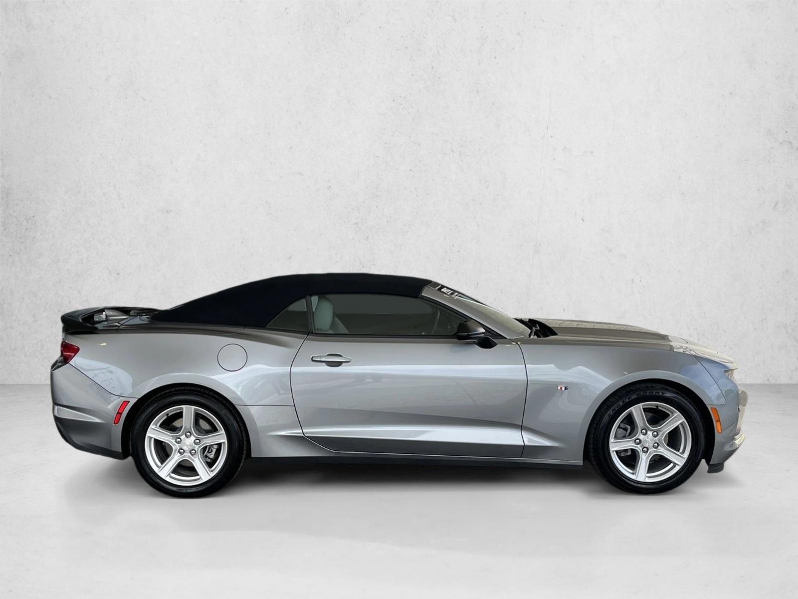 2024 Chevrolet Camaro 2LT 3LT photo 4