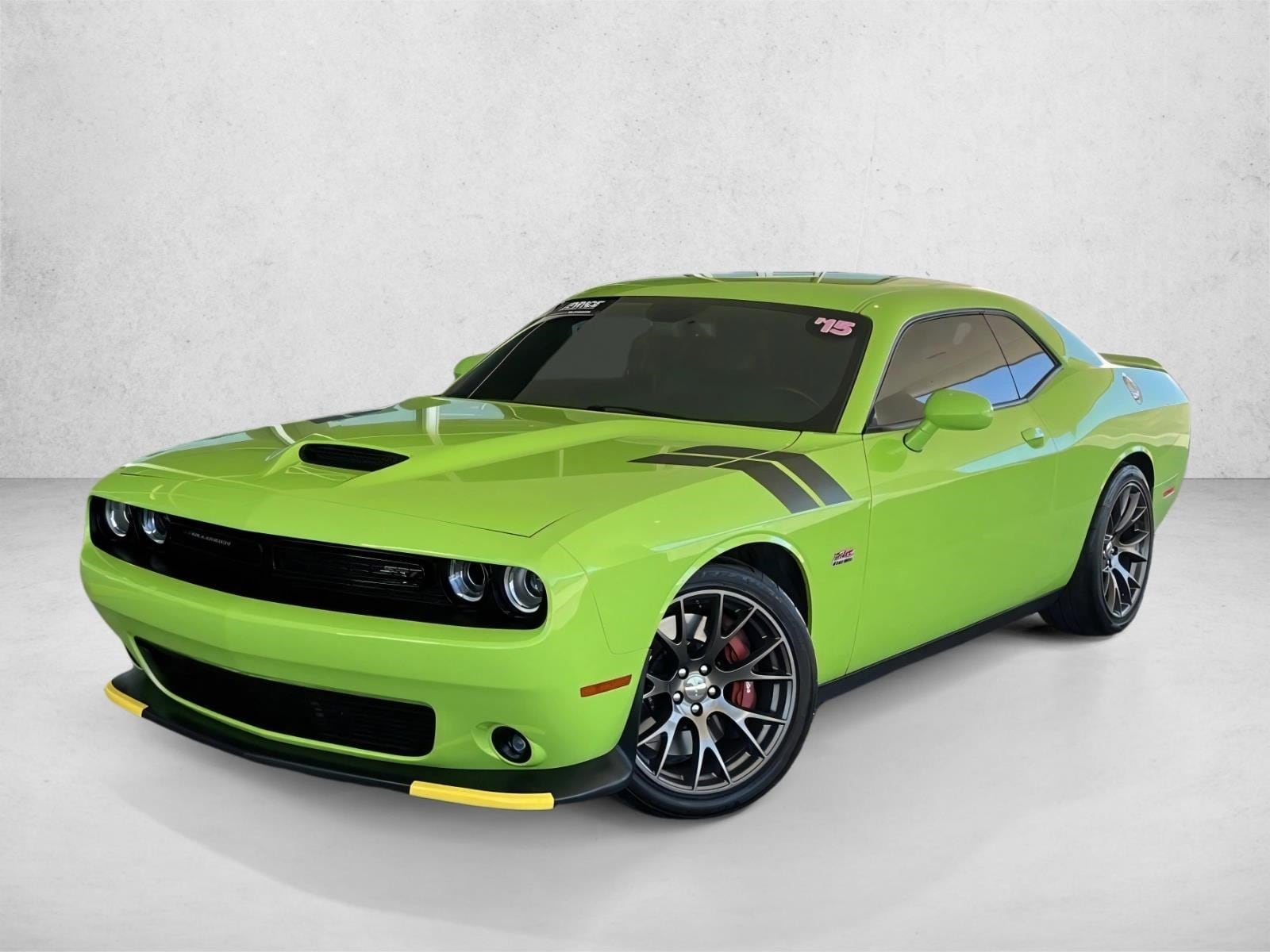 2015 Dodge Challenger SRT's photo