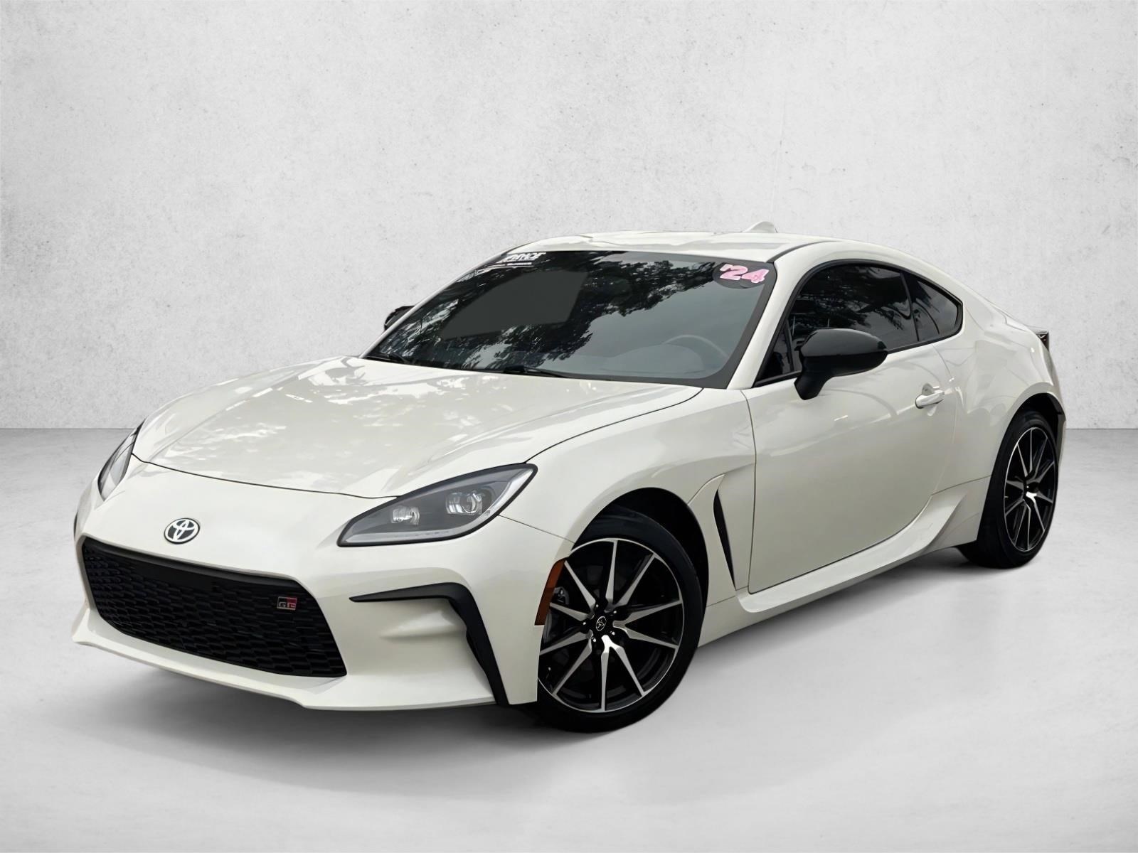 2024 Toyota GR86 Base's photo