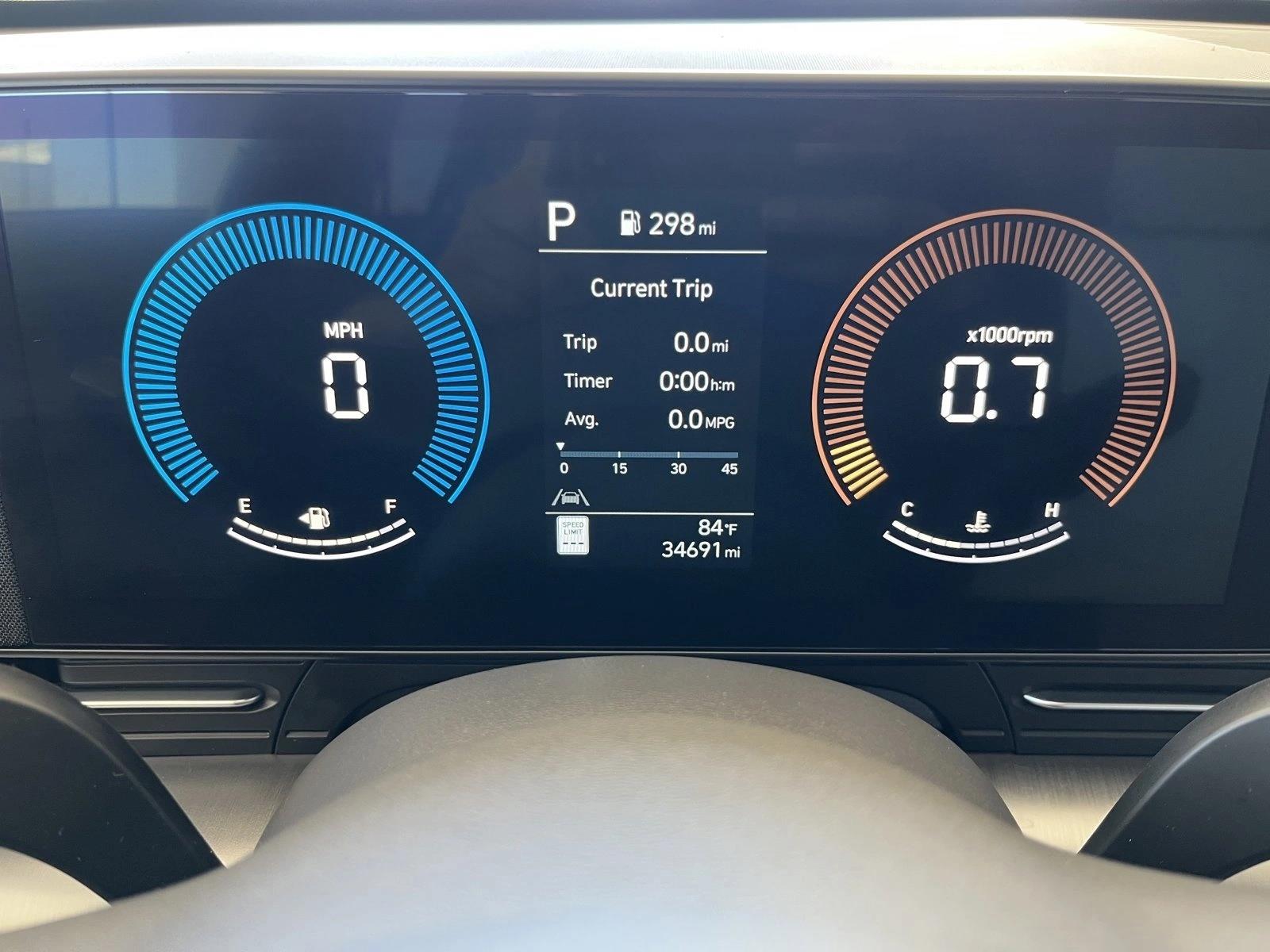 2025 Hyundai Kona SEL - Photo 14
