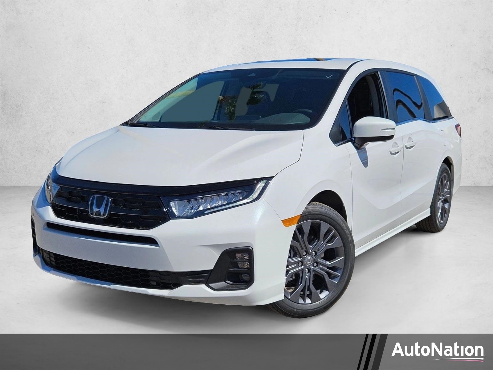2026 Honda Odyssey Touring's photo