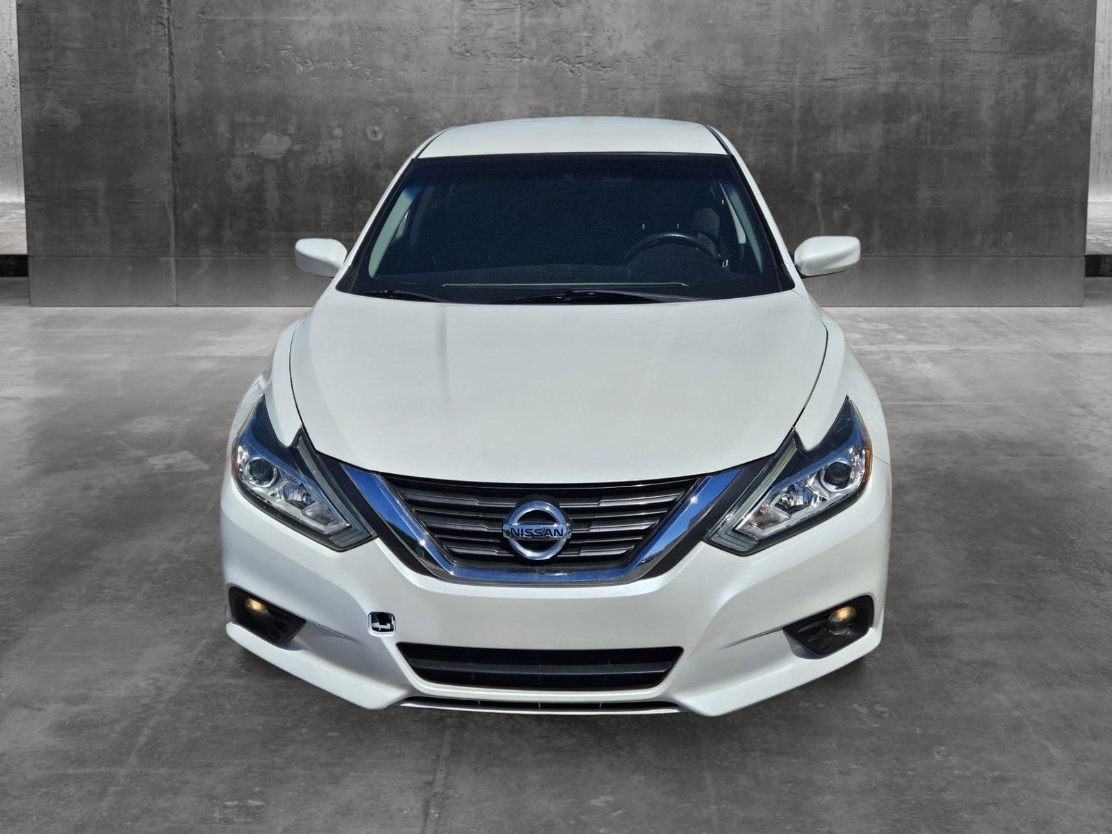 Used 2016 Nissan Altima SV with VIN 1N4AL3AP9GC255687 for sale in Tucson, AZ