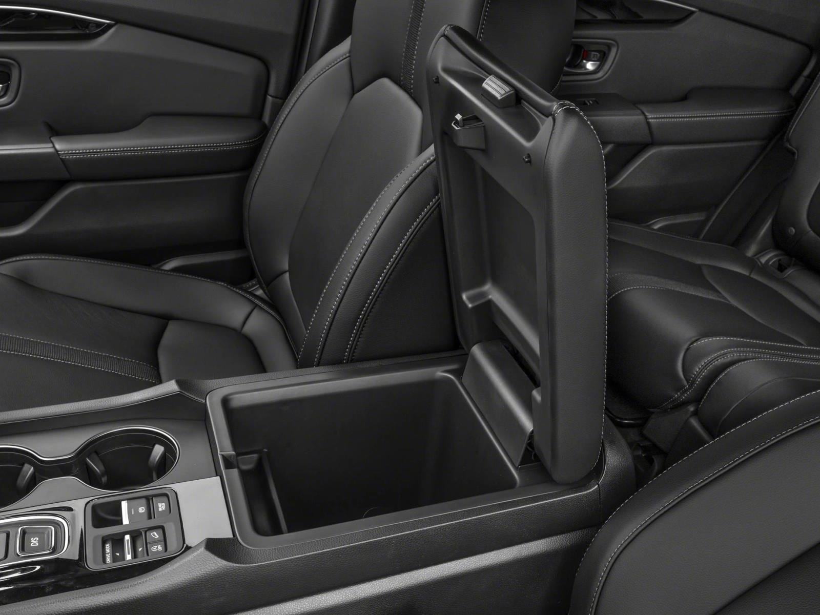 2025 Honda Pilot EX-L - Photo 10