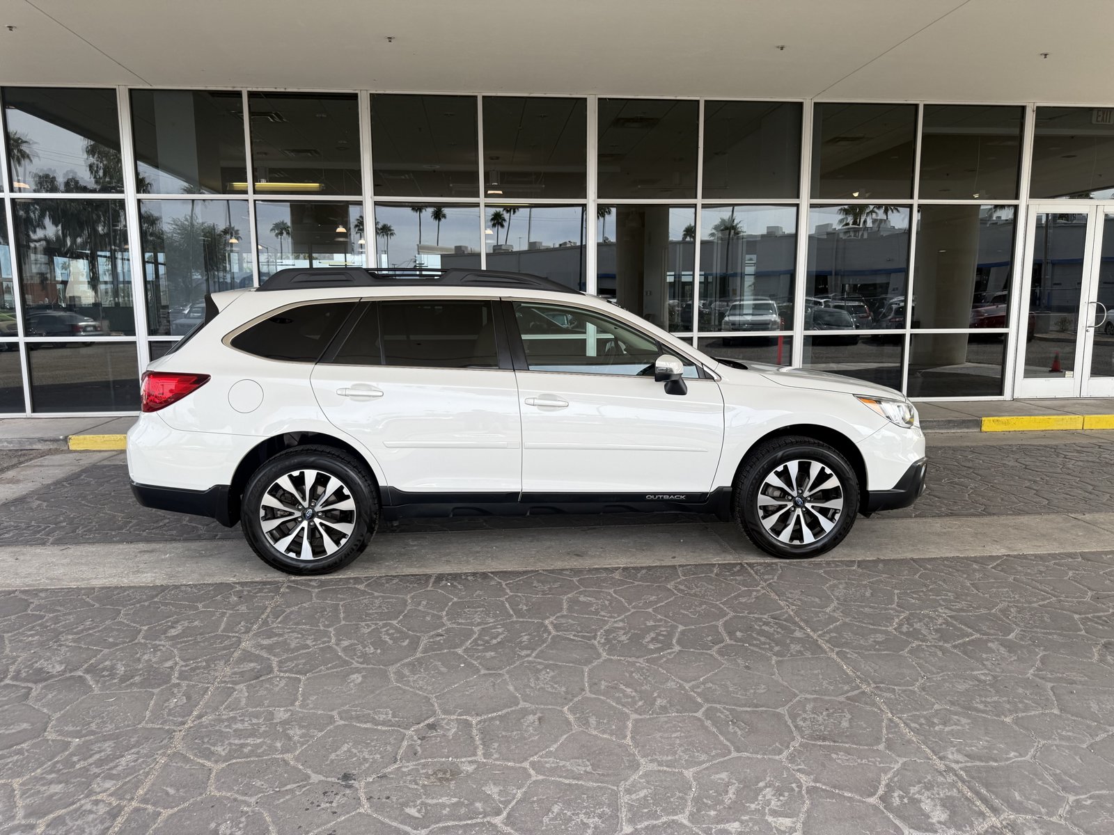 Used 2017 Subaru Outback 2.5i Limited with SUV