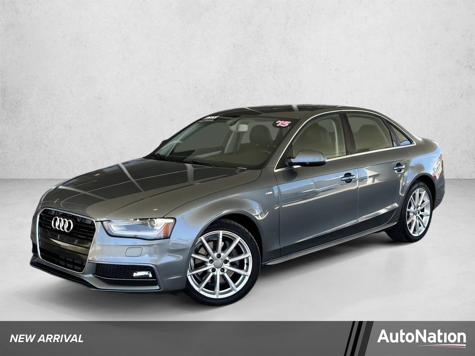 2015 Audi A4 2.0T FWD multitronic Premium's photo