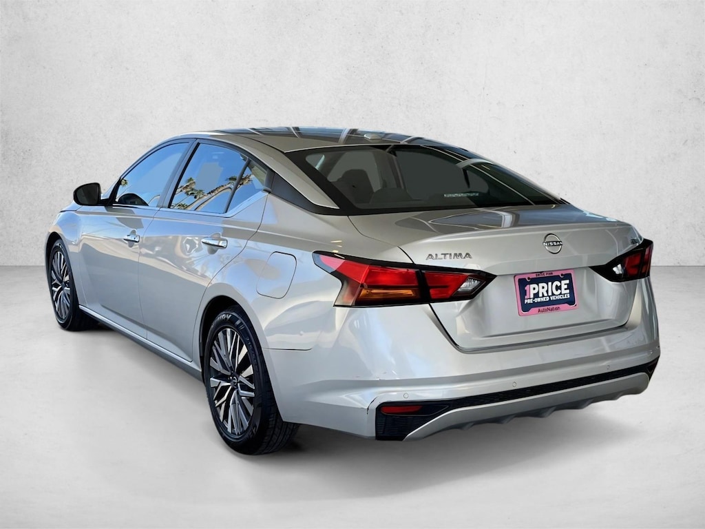 Used 2023 Nissan Altima 2.5 SV Sedan