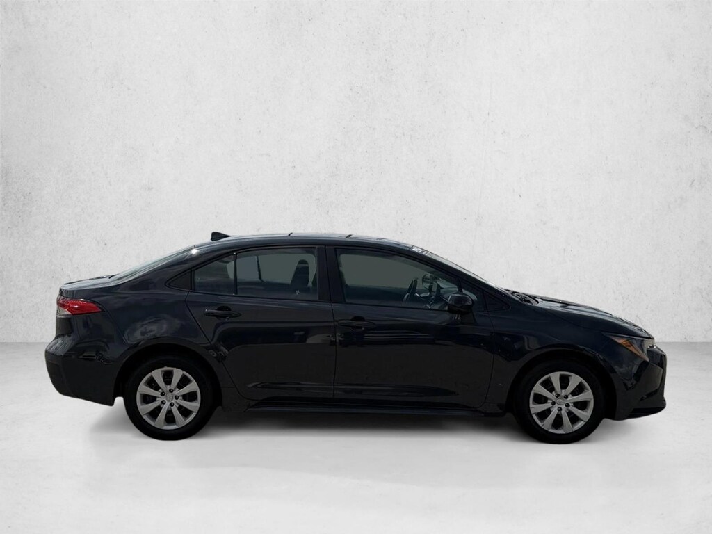 Used 2025 Toyota Corolla LE Sedan