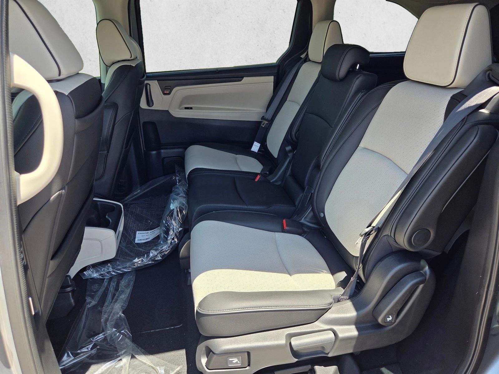 2026 Honda Odyssey Elite - Photo 15