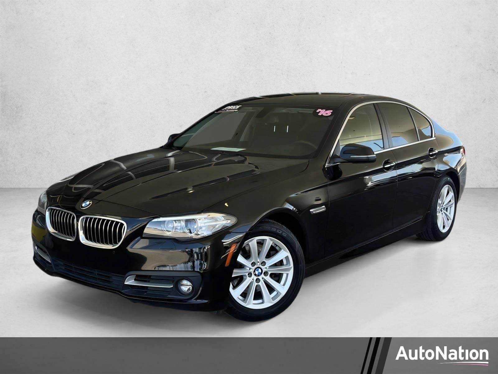 2016 BMW 5 Series 528i Sedan M Sport Line's photo