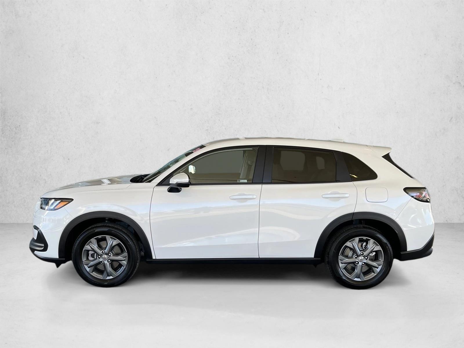 2026 Honda HR-V LX photo 2